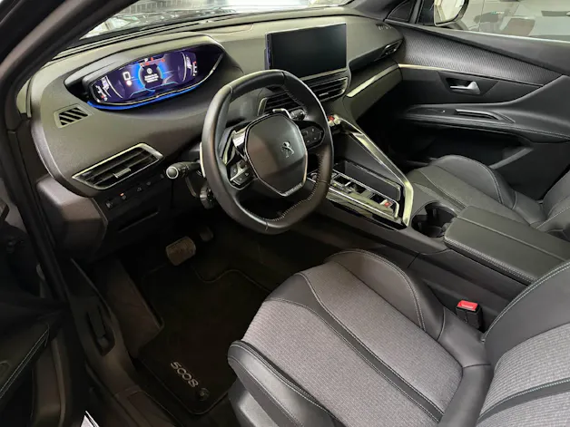 Peugeot 5008 1.5 BlueHDi Allure Pack