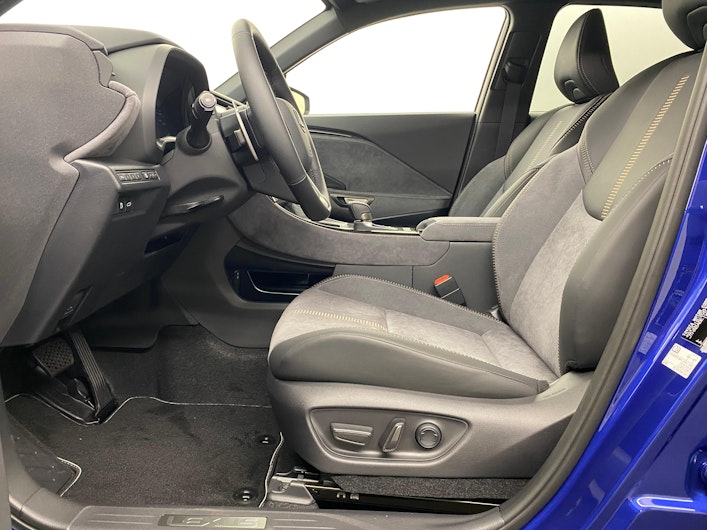 Vehicle image LEXUS LBX