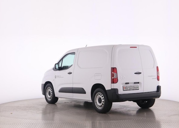 Vehicle image 13 Vehicle image 13