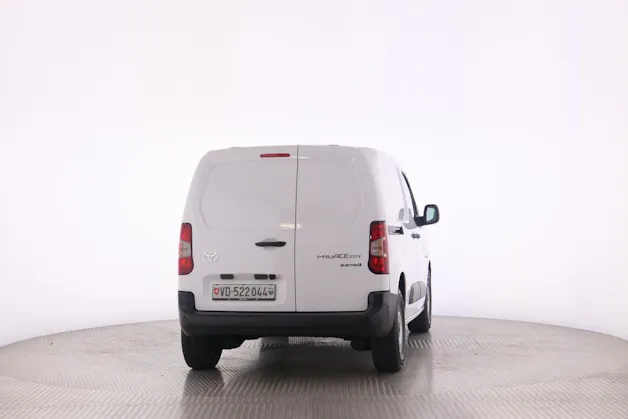 Toyota PROACE CITY Van L1 52KWh Active