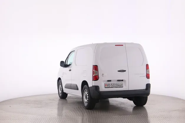 Toyota PROACE CITY Van L1 52KWh Active