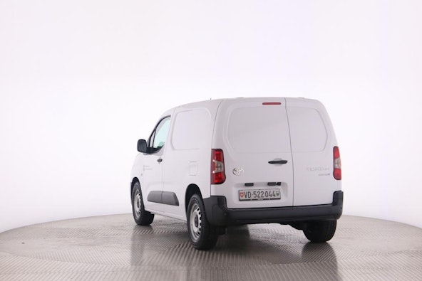 Vehicle image 7 Vehicle image 7