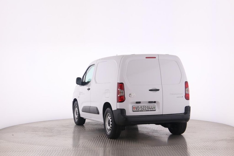 Vehicle image TOYOTA PROACE CITY