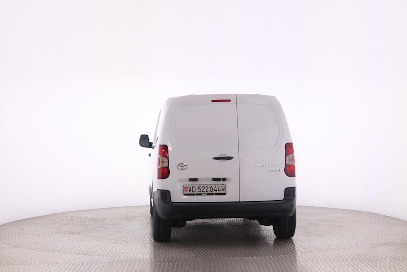 Vehicle image TOYOTA PROACE CITY