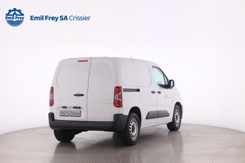 Vehicle image TOYOTA PROACE CITY