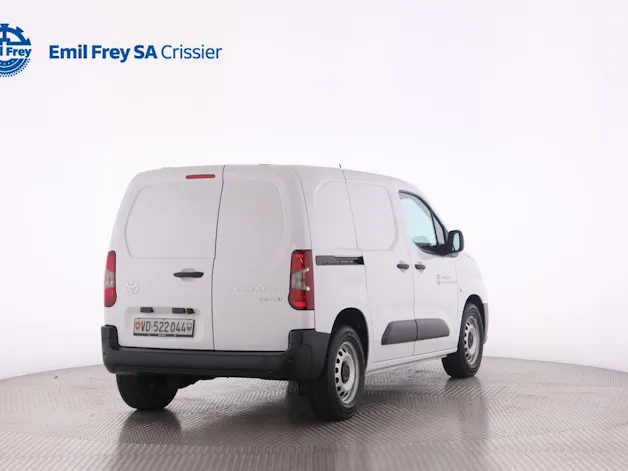 Toyota PROACE CITY Van L1 52KWh Active