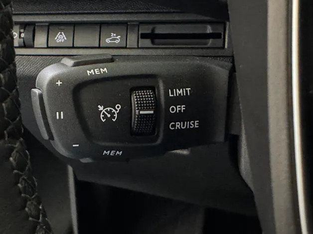 Peugeot 5008 1.2 Hybrid Allure Pack