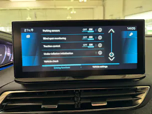 Peugeot 5008 1.2 Hybrid Allure Pack