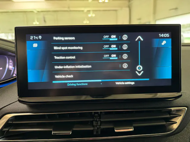 Peugeot 5008 1.2 Hybrid Allure Pack