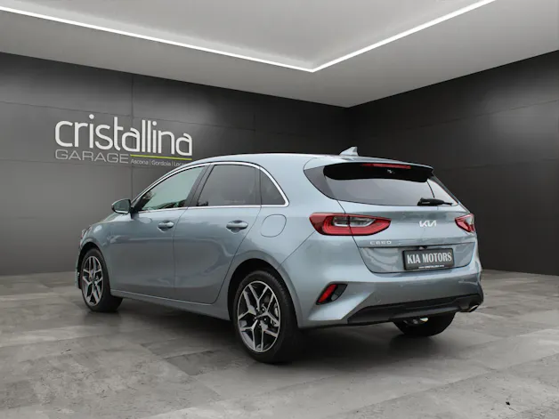 Kia Ceed 1.5 T-GDi MHEV Power