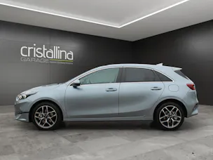 Kia Ceed 1.5 T-GDi MHEV Power