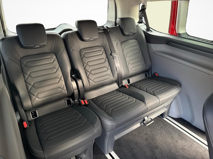 Vehicle image FORD TOURNEO