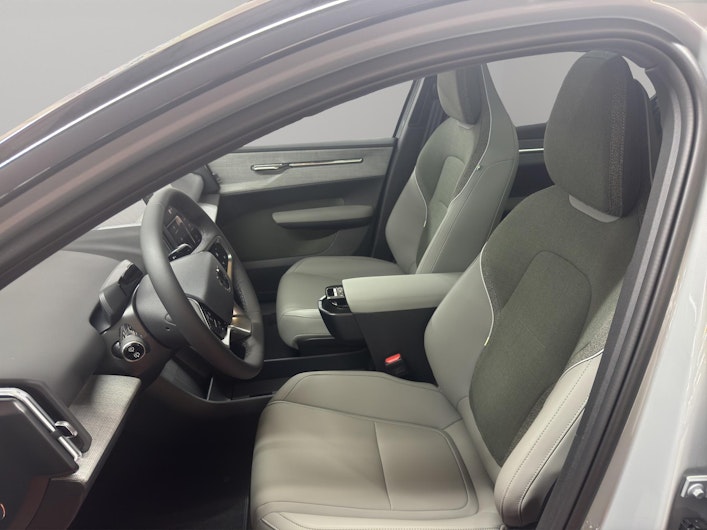 Vehicle image VOLVO EX 30