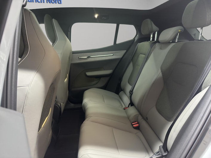 Vehicle image VOLVO EX 30