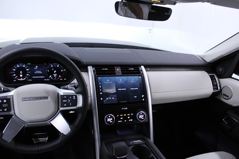 Vehicle image LAND ROVER DISCOVERY