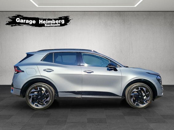 Vehicle image 5 Vehicle image 5