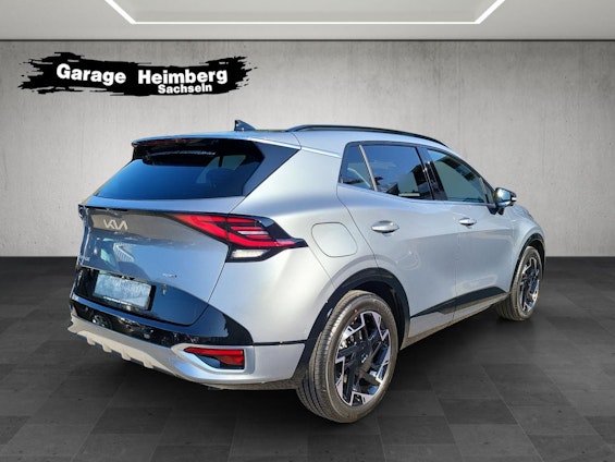 Vehicle image 4 Vehicle image 4