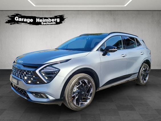 First vehicle image