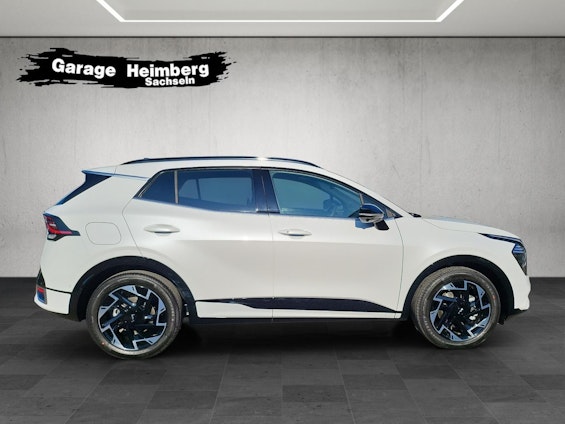 Vehicle image 5 Vehicle image 5