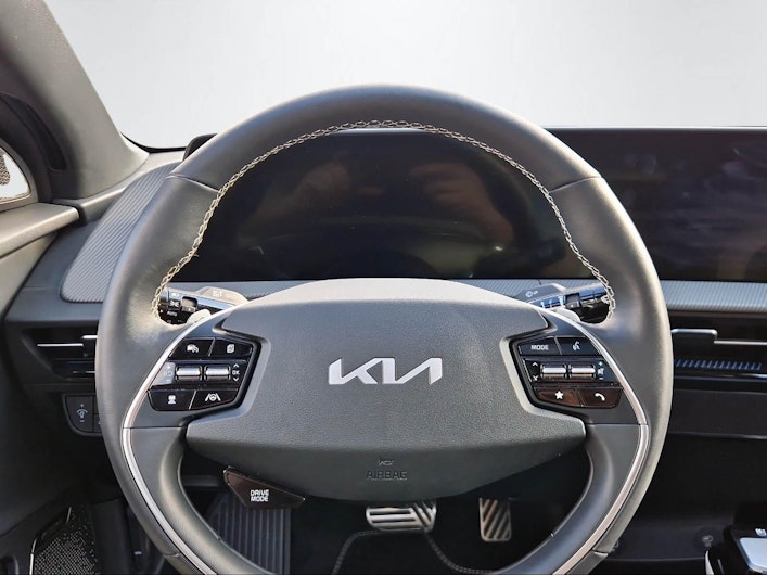 Vehicle image KIA EV6