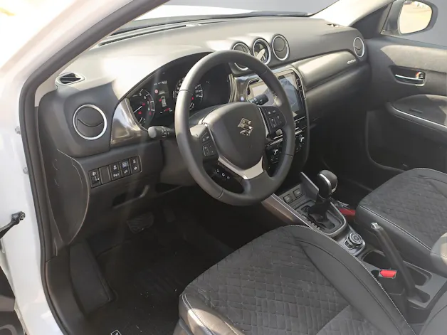 Suzuki Vitara 1.5 Compact Top Hybrid 4x4