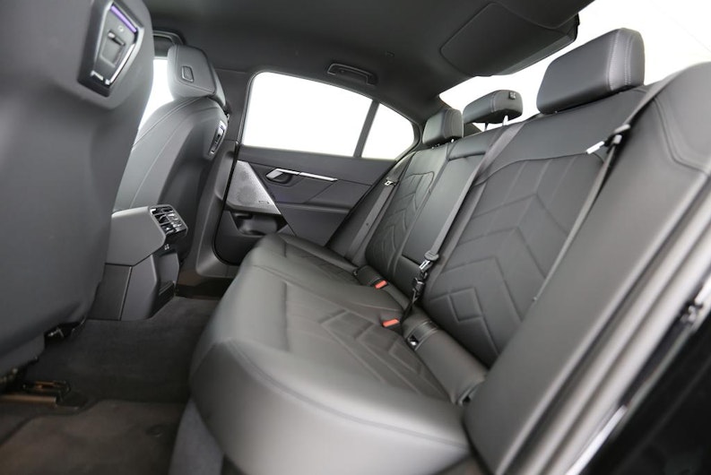 Vehicle image BMW 5 SERIES