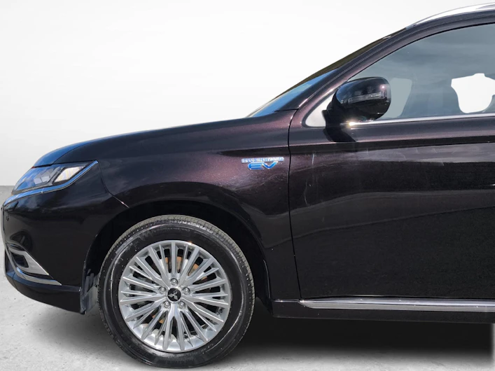 Fahrzeugbild MITSUBISHI OUTLANDER