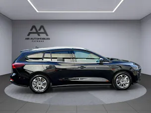 Ford Focus Station Wagon 1.0i EcoB Hybrid 155 Titanium