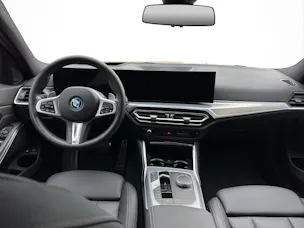 BMW 330e xDrive SAG Touring