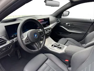 BMW 330e xDrive SAG Touring