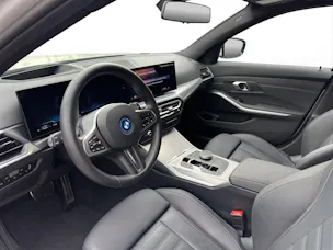 BMW 330e xDrive SAG Touring