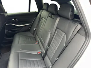 BMW 330e xDrive SAG Touring
