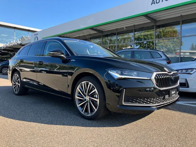 Škoda Superb Combi 2.0 TSI L & K 4x4 DSG