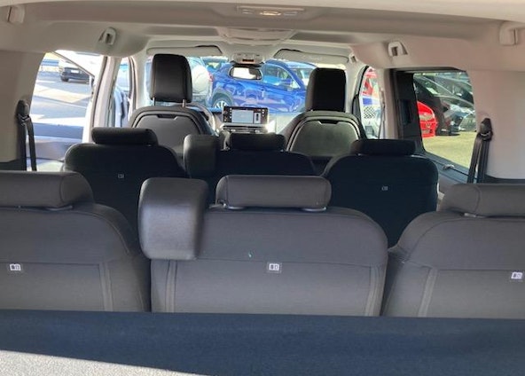 Vehicle image 5 Vehicle image 5