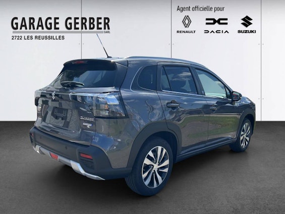 Vehicle image 4 Vehicle image 4