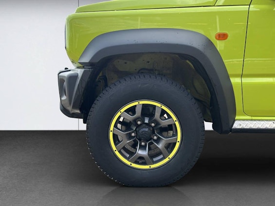 Vehicle image 15 Vehicle image 15