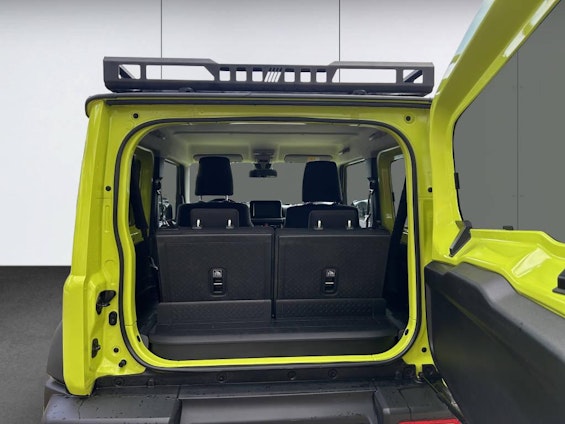 Vehicle image 6 Vehicle image 6