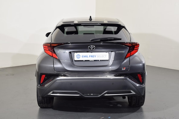 Vehicle image 5