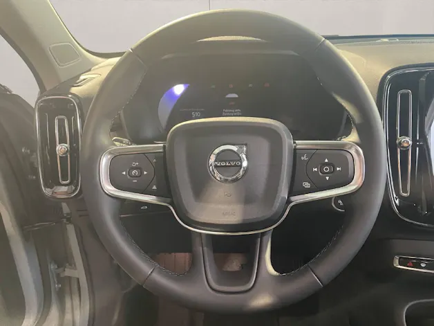 Volvo XC40 2.0 B4 MH Ultra Dark
