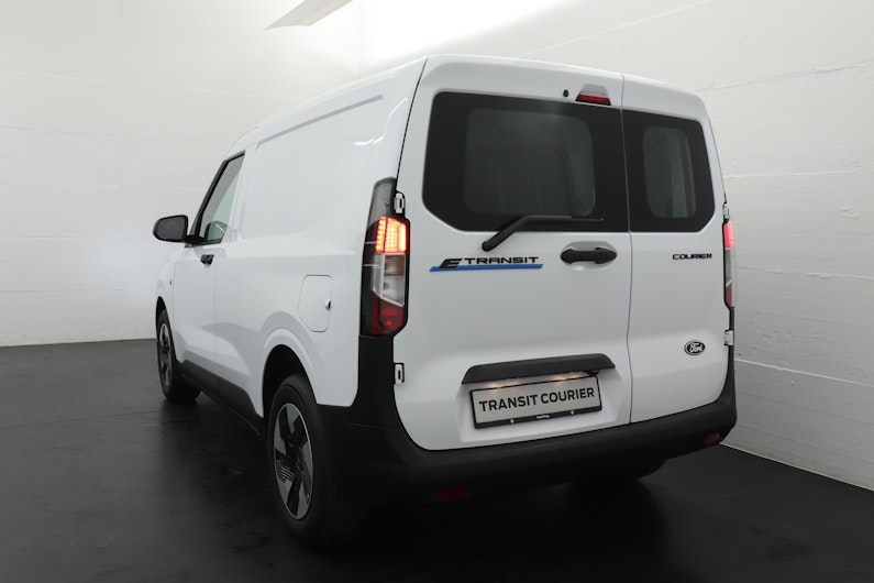 Vehicle image FORD COURIER