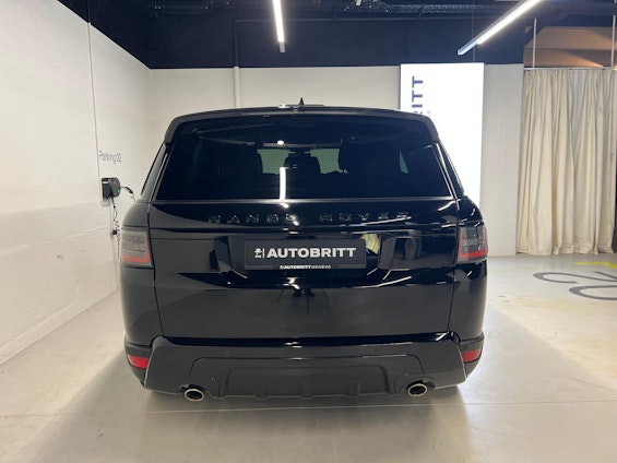 Vehicle image 8