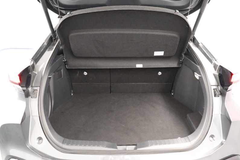 Vehicle image TOYOTA C-HR