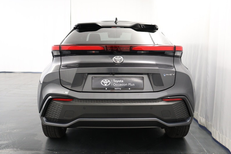 Vehicle image TOYOTA C-HR