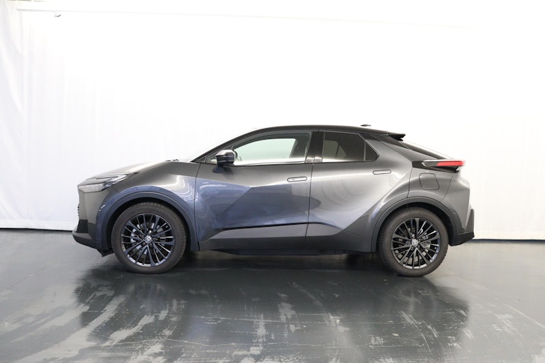 Vehicle image TOYOTA C-HR