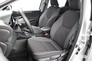 Vehicle image TOYOTA Yaris 1.5 VVT-i HSD Trend