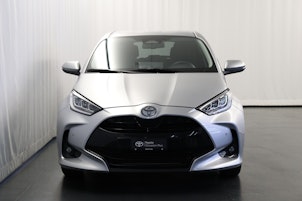 Vehicle image TOYOTA Yaris 1.5 VVT-i HSD Trend