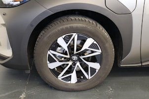 Vehicle image TOYOTA bZ4X Premium AWD