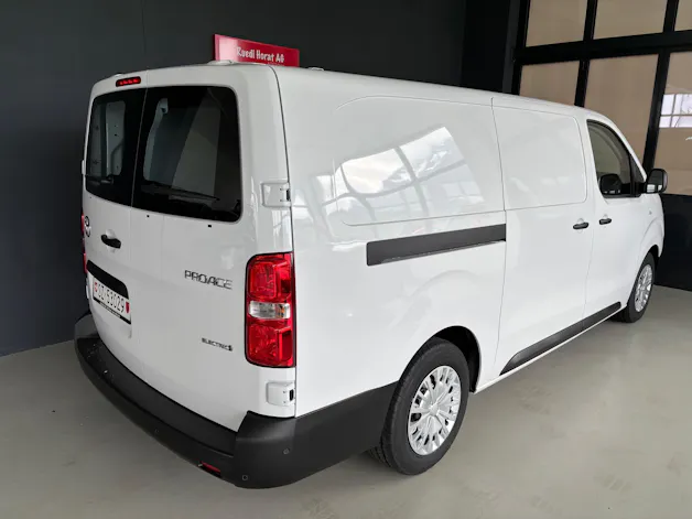Toyota PROACE Van L2 75KWh Advanced