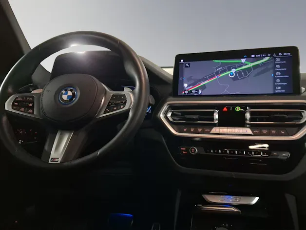 BMW X3 30e xDrive SAG