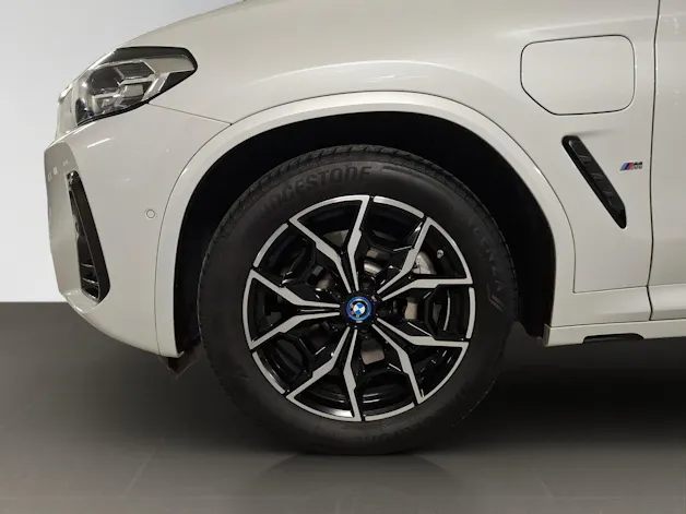 BMW X3 30e xDrive SAG